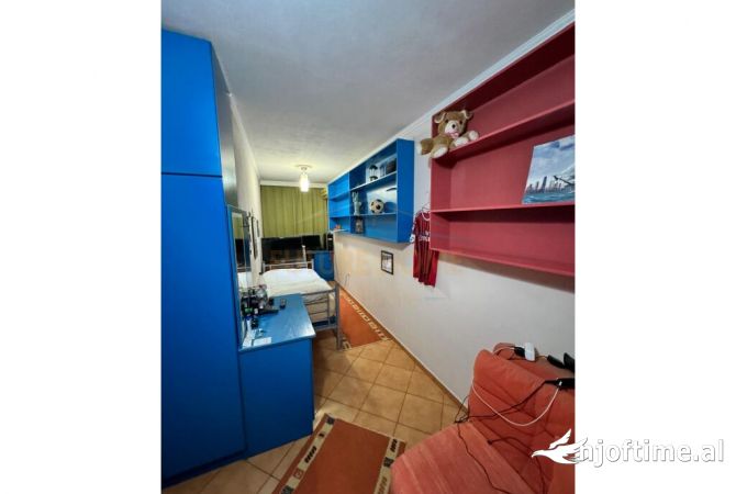 Shtepi ne shitje 3+1 ne Tirane - 165,000 Euro