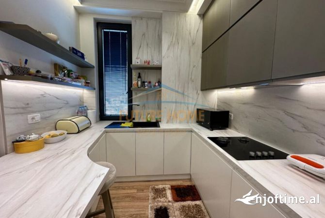Shtepi me qera Apartament ne Tirane, 2+1, Mobilimi E mobiluar, Pagesa 1,450  Euro.