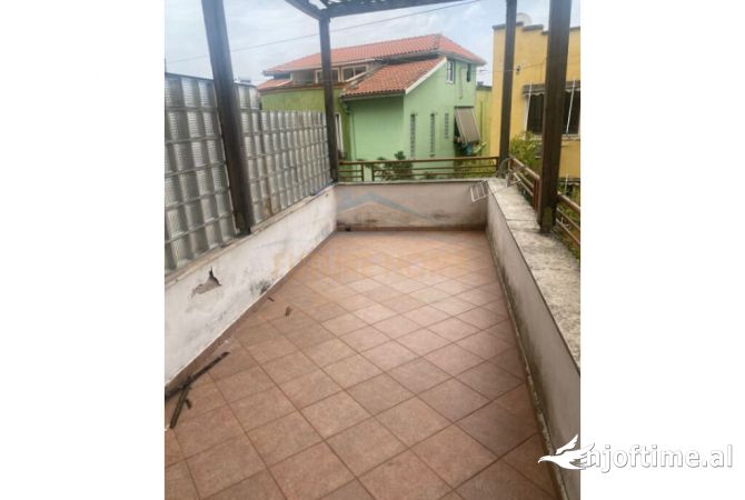 Shtepi me qera Apartament ne Tirane, 1+1, Mobilimi E mobiluar, Pagesa 1,500  Euro.