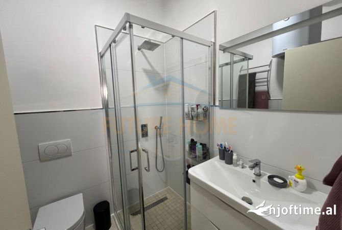 Shtepi ne shitje Apartament ne Durres, 2+1, Mobilimi E mobiluar, Pagesa 250,000  Euro.