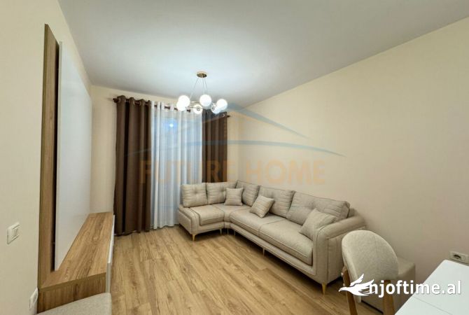Shtepi ne shitje Apartament ne Tirane, 2+1, Mobilimi E mobiluar, Pagesa 133,000  Euro.
