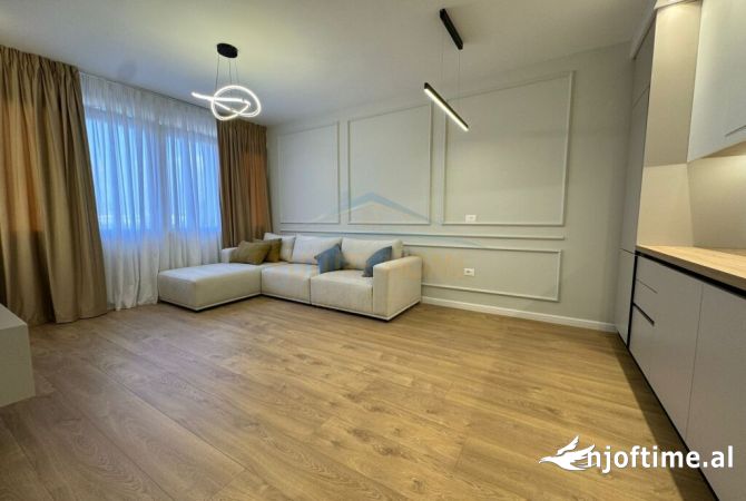 Shtepi ne shitje Apartament ne Tirane, 1+1, Mobilimi E mobiluar, Pagesa 137,000  Euro.