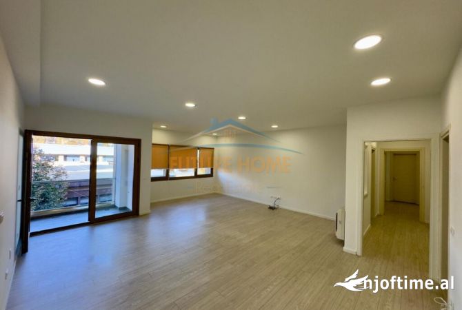 Shtepi me qera 2+1 ne Tirane - 2,200 Euro