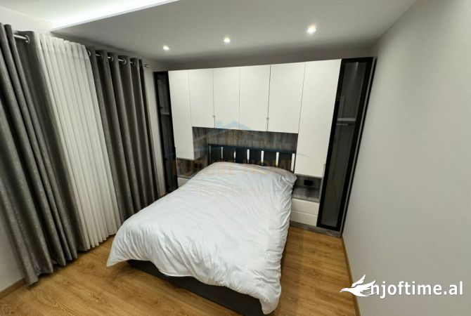 Shtepi ne shitje 2+1 ne Tirane - 180,000 Euro