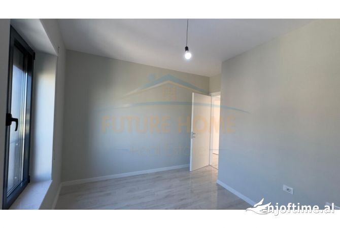 Shtepi ne shitje Apartament ne Tirane, 2+1, Mobilimi Bosh, pa mobiluar, Pagesa 240,000  Euro.