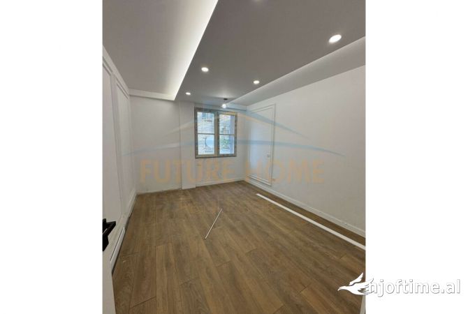 Apartment for rent in Tirana 5+1, Emty