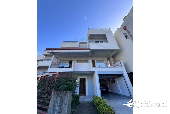 Shtepi ne shitje 3+1 ne Tirane - 1,100,000 Euro