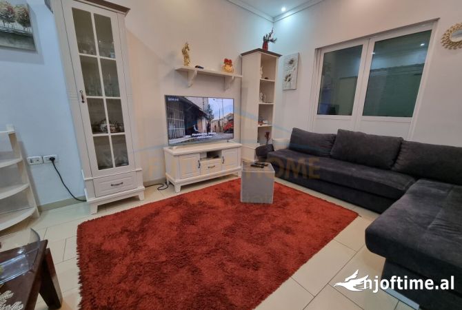 Shtepi ne shitje 2+1 ne Tirane - 120,000 Euro