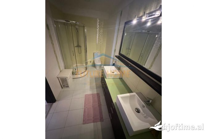 Shtepi ne shitje Apartament ne Tirane, 2+1, Mobilimi E mobiluar, Pagesa 205,000  Euro.