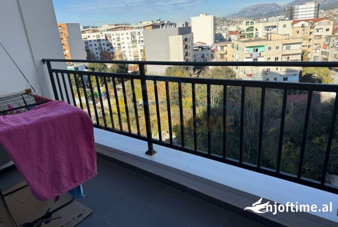 Shtepi me qera Apartament ne Tirane, 2+1, Mobilimi E mobiluar, Pagesa 850  Euro.
