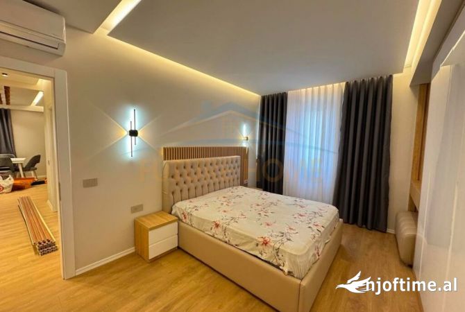 Shtepi me qera 2+1 ne Tirane - 1,200 Euro