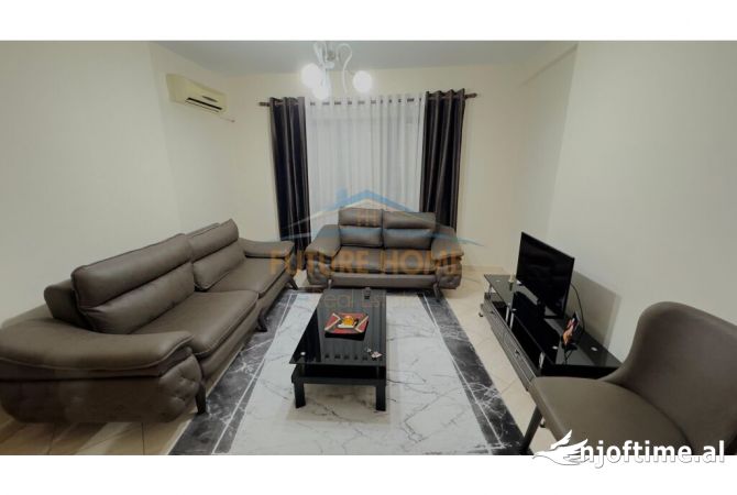 Shtepi ne shitje Apartament ne Tirane, 1+1, Mobilimi Bosh, pa mobiluar, Pagesa 143,000  Euro.