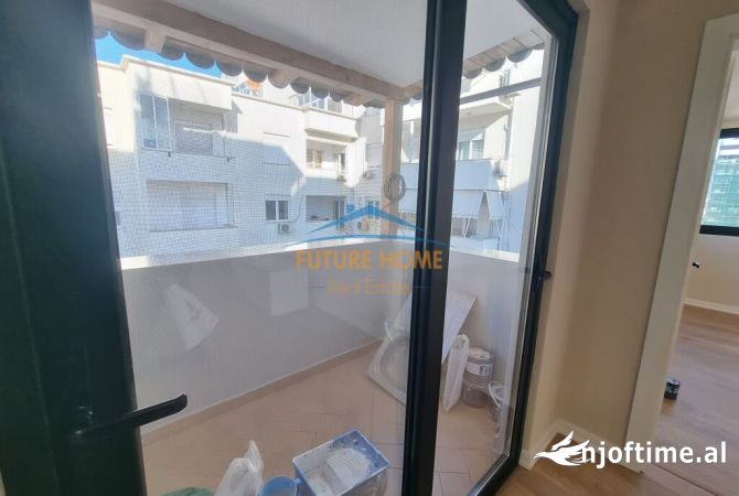 Shtepi me qera Apartament ne Tirane, 2+1, Mobilimi Bosh, pa mobiluar, Pagesa 650  Euro.