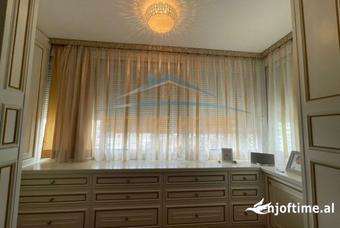 Shtepi me qera Apartament ne Tirane, 2+1, Mobilimi E mobiluar, Pagesa 1,800  Euro.