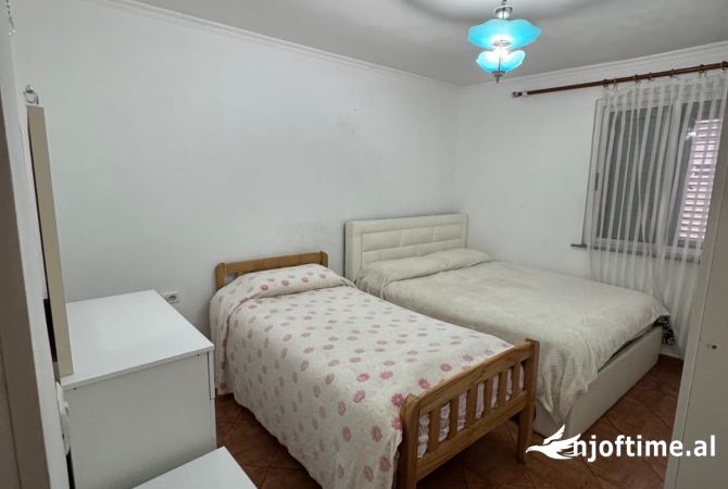 Shtepi ne shitje 2+1 ne Tirane - 100,000 Euro
