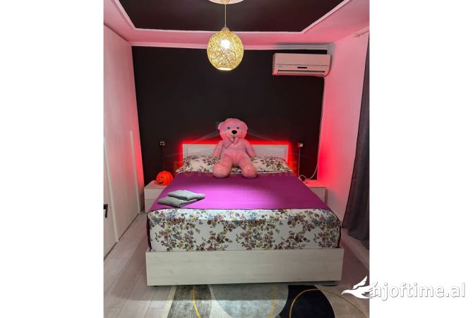 Shtepi me qera Apartament ne Tirane, 1+1, Mobilimi E mobiluar, Pagesa 500  Euro.