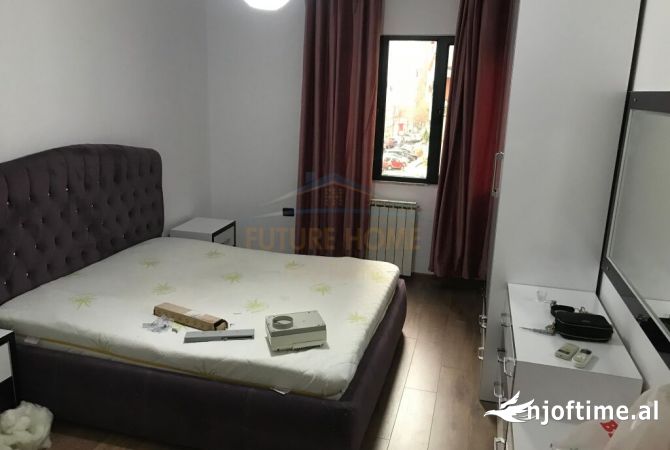 Shtepi me qera 2+1 ne Tirane - 800 Euro