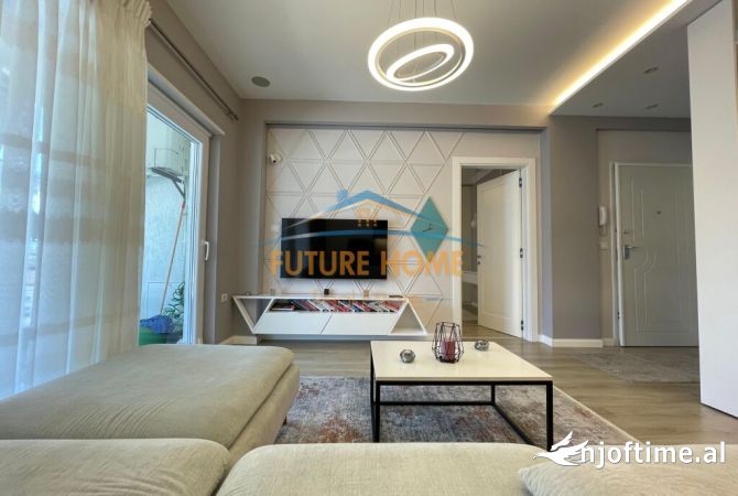 Shtepi ne shitje Apartament ne Tirane, 2+1, Mobilimi E mobiluar, Pagesa 220,000  Euro.