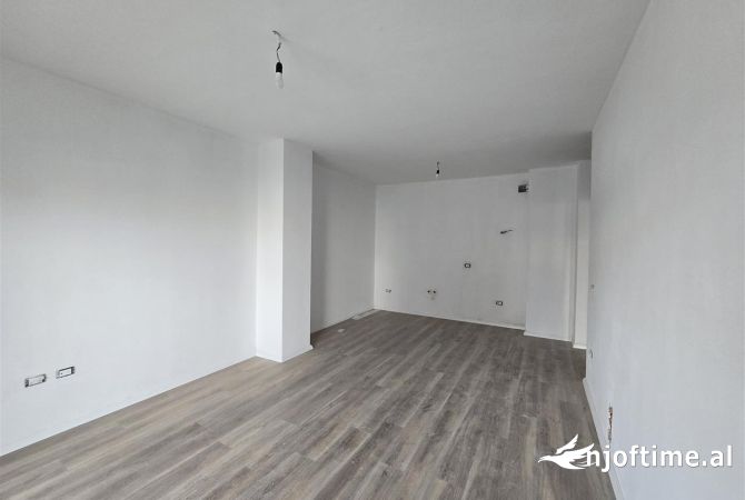 Shtepi ne shitje 1+1 ne Tirane - 129,000 Euro