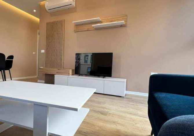 Shtepi me qera Apartament ne Tirane, 1+1, Mobilimi E mobiluar, Pagesa 500  Euro.