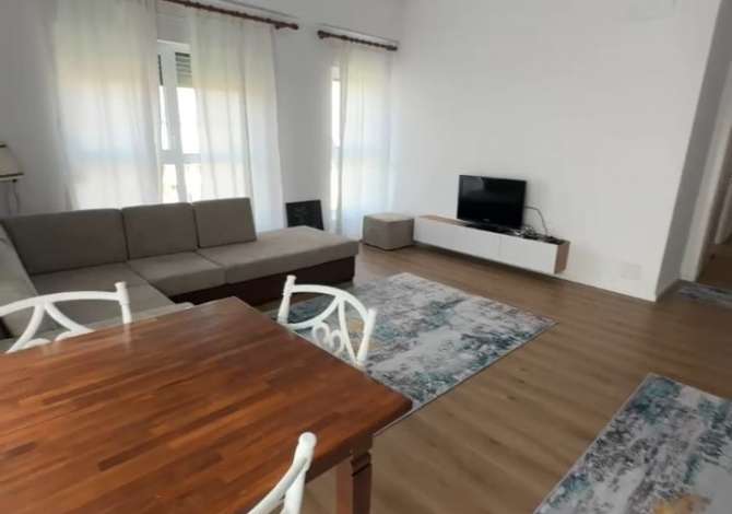 Shtepi me qera 2+1 ne Tirane - 450 Euro