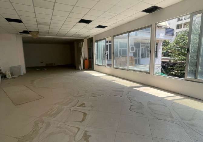 Ambient biznesi me qera 3+1 ne Tirane - 1,500 Euro