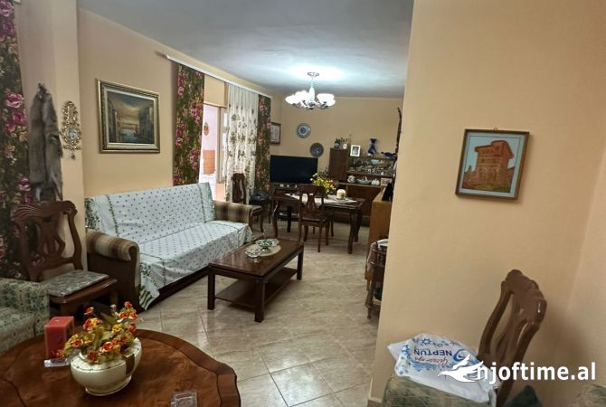 Shtepi me qera 1+1 ne Tirane - 500 Euro