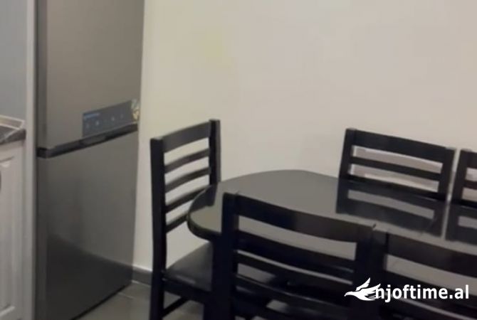 Shtepi me qera 1+1 ne Tirane - 35,000 Leke