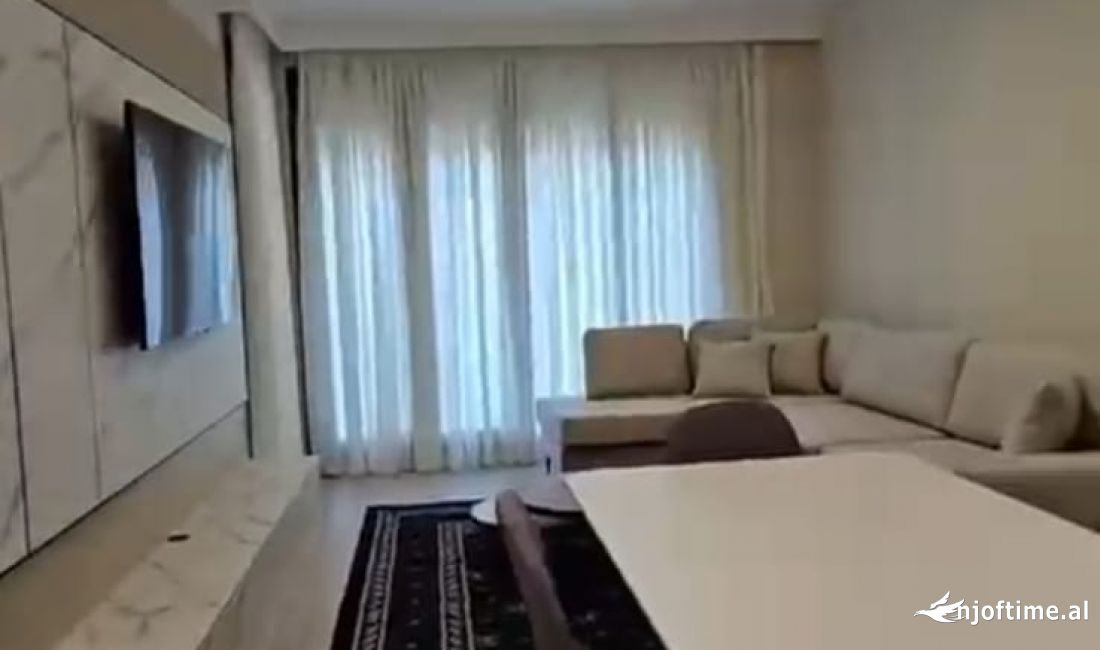 Shtepi me qera Apartament ne Tirane, 1+1, Mobilimi E mobiluar, Pagesa 900  Euro.