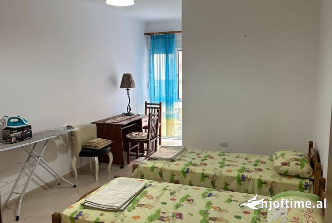 Shtepi me qera 2+1 ne Tirane - 700 Euro