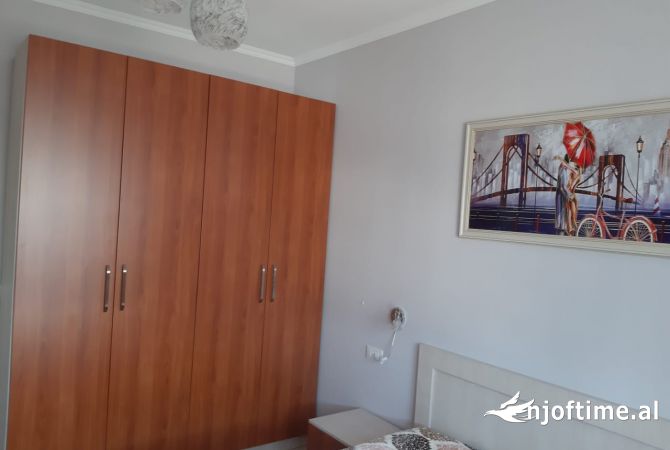 Shtepi me qera 2+1 ne Tirane - 50,000 Leke