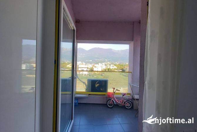 Shtepi me qera Apartament ne Tirane, 2+1, Mobilimi E mobiluar, Pagesa 500  Euro.