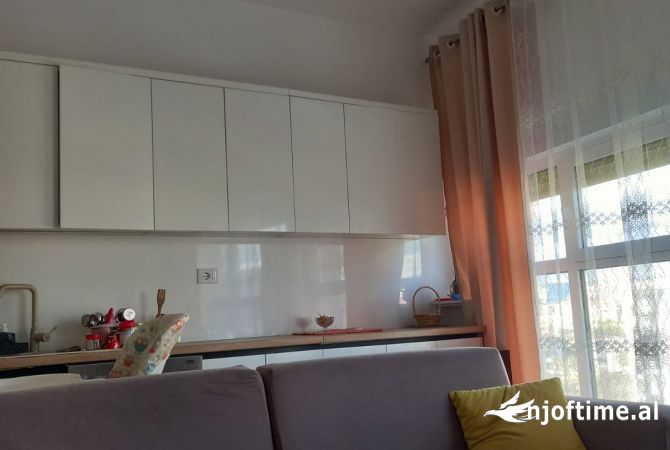 Shtepi me qera 2+1 ne Tirane - 500 Euro