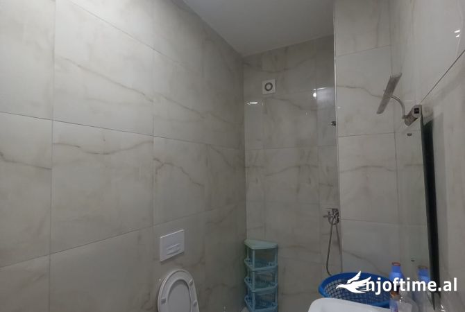 Shtepi me qera 2+1 ne Tirane - 500 Euro