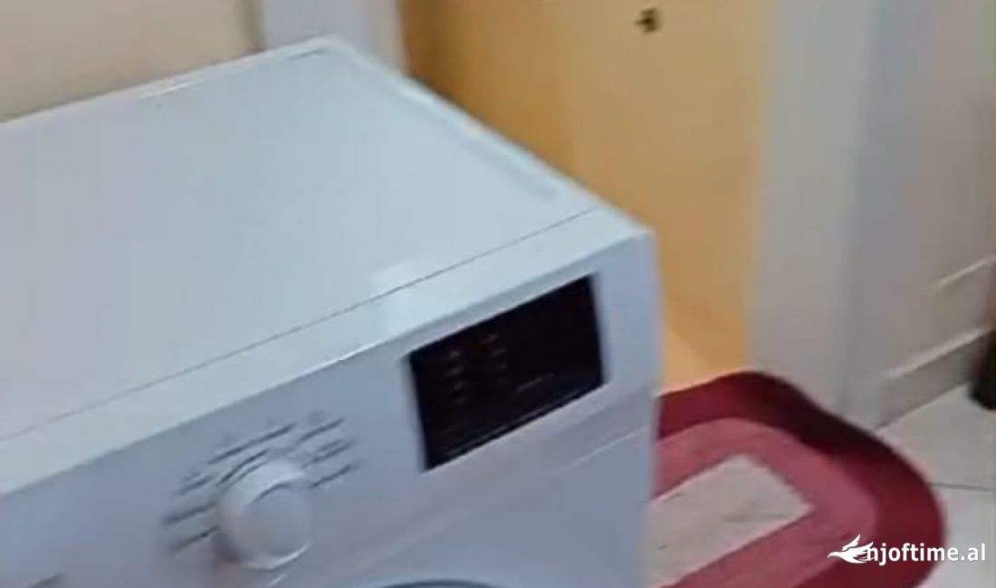 Shtepi me qera Apartament ne Tirane, 1+1, Mobilimi E mobiluar, Pagesa 450  Euro.