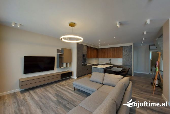 Shtepi me qera 3+1 ne Tirane - 3,000 Euro