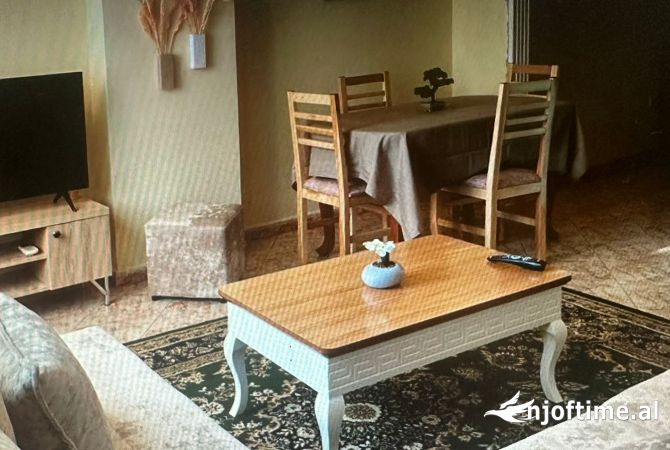 Shtepi me qera 2+1 ne Tirane - 60,000 Leke