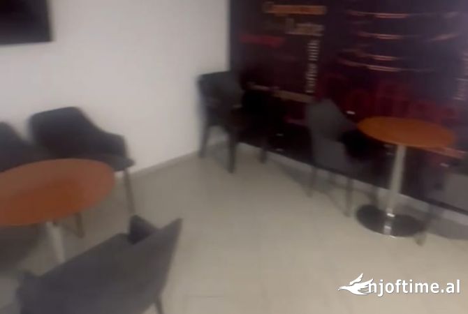Ambient biznesi ne shitje 2+1 ne Tirane - 152,000 Euro