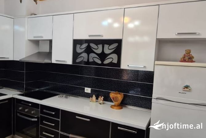 Shtepi me qera 1+1 ne Tirane - 450 Euro