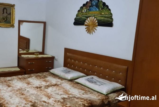 Shtepi me qera 1+1 ne Tirane - 450 Euro