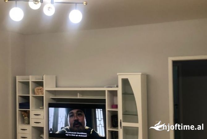 Shtepi me qera 2+1 ne Tirane - 65,000 Leke