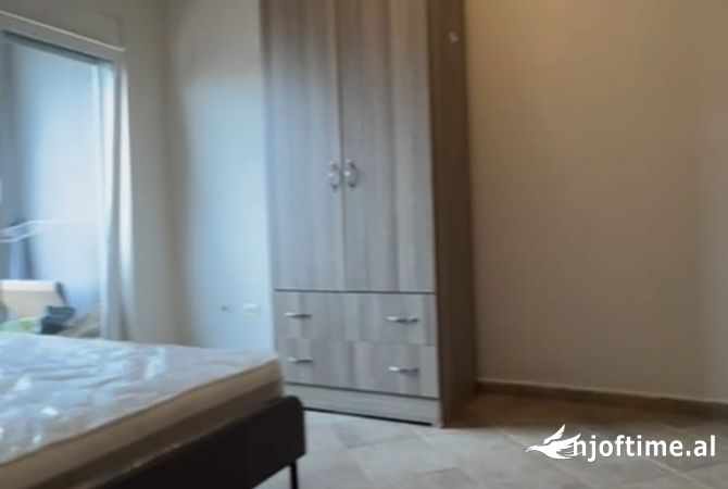 Shtepi me qera 2+1 ne Tirane - 65,000 Leke