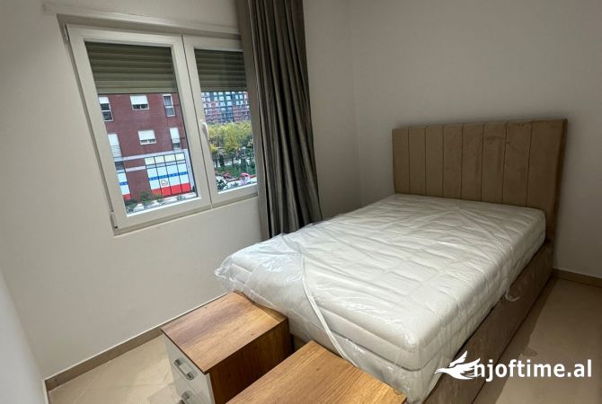Shtepi me qera 2+1 ne Tirane - 700 Euro