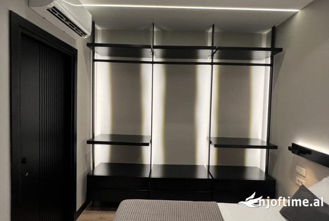 Shtepi me qera Apartament ne Tirane, 2+1, Mobilimi E mobiluar, Pagesa 1,500  Euro.