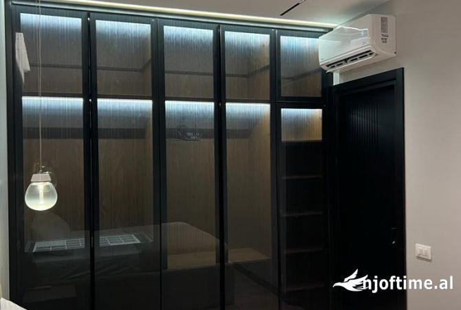 Shtepi me qera Apartament ne Tirane, 2+1, Mobilimi E mobiluar, Pagesa 1,500  Euro.