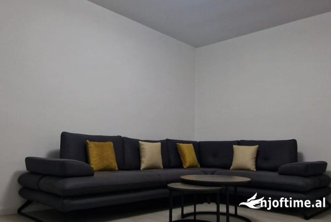 Shtepi me qera Apartament ne Tirane, 1+1, Mobilimi E mobiluar, Pagesa 68,000  Leke.