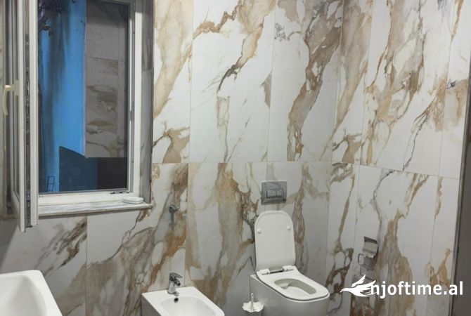 Shtepi me qera 2+1 ne Tirane - 500 Euro