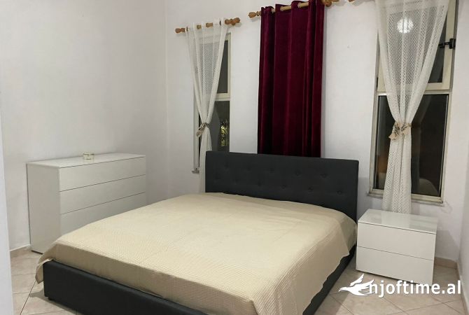 Shtepi me qera 2+1 ne Tirane - 500 Euro