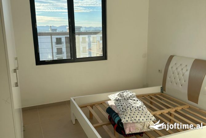 Shtepi ne shitje Apartament ne Tirane, 1+1, Mobilimi E mobiluar, Pagesa 79,000  Euro.