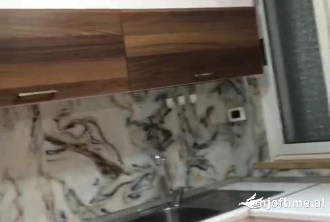 Shtepi me qera 2+1 ne Tirane - 600 Euro